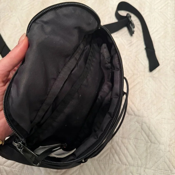 Black Daypack, The North Face, One Size - Picture 5 of 5